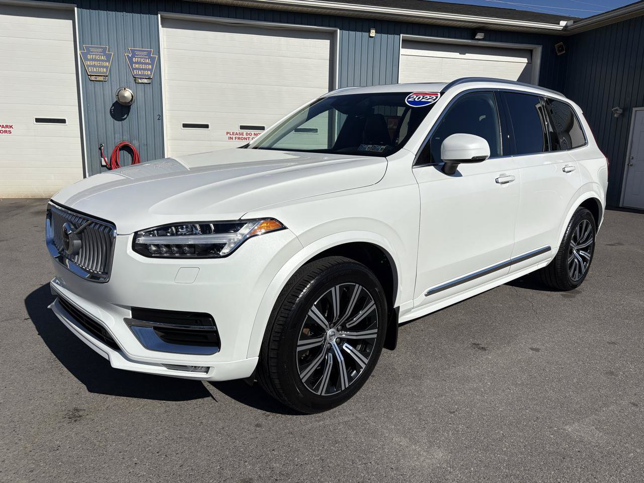 Used 2022 Volvo XC90 T6 Inscription w/ Climate Package AWD/4WD image 1