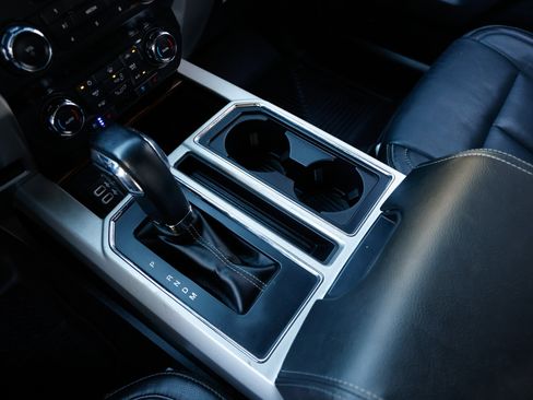 Used 2020 Ford F150 Lariat image 40