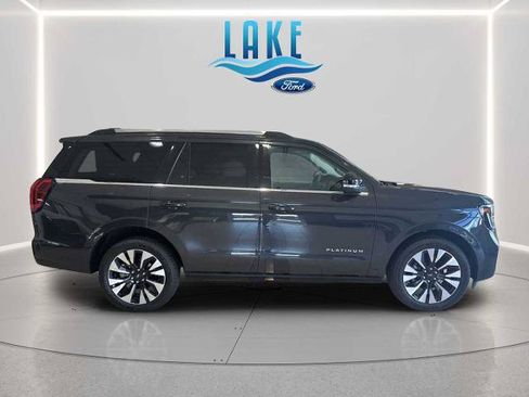 Certified 2025 Ford Expedition Platinum w/ Driver's Package AWD/4WD image 2