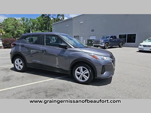 Used 2024 Nissan Kicks S FWD image 35