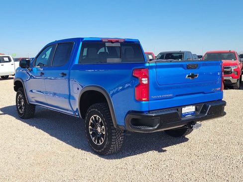 Certified 2025 Chevrolet Silverado 1500 ZR2 w/ Technology Package image 4