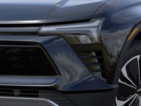 New 2026 Chevrolet Blazer EV LT AWD/4WD image 10