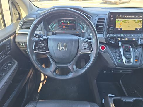Used 2018 Honda Odyssey Touring image 10
