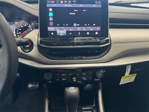 New 2026 Jeep Compass Limited image 5