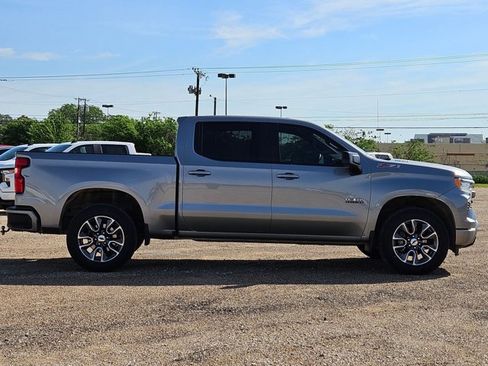 Used 2023 Chevrolet Silverado 1500 RST AWD/4WD image 4