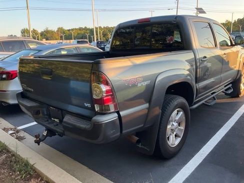 Used 2013 Toyota Tacoma 4x4 Double Cab w/ TRD Sport Pkg image 7