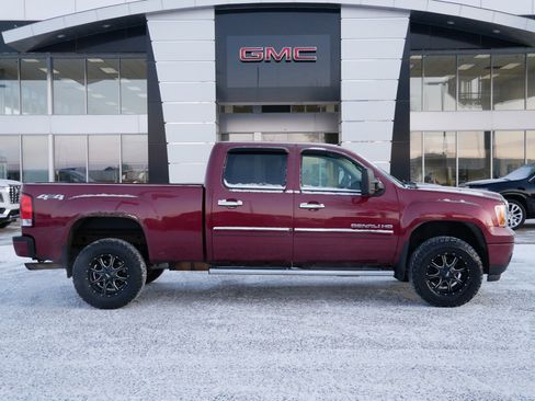 Used 2014 GMC Sierra 2500 Denali w/ Snow Plow Prep Package image 2