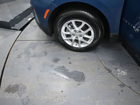 Used 2024 Chevrolet Equinox LT image 15