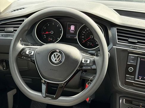Used 2019 Volkswagen Tiguan S w/ Driver Assistance Package AWD/4WD image 13