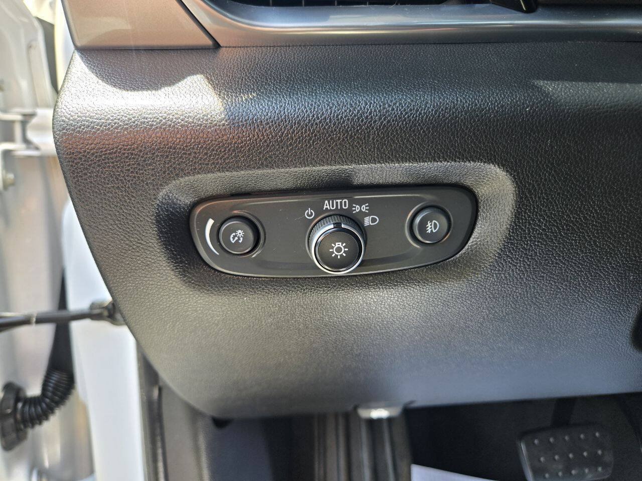 Used 2019 Chevrolet Traverse LT w/ LT Premium Package FWD image 26
