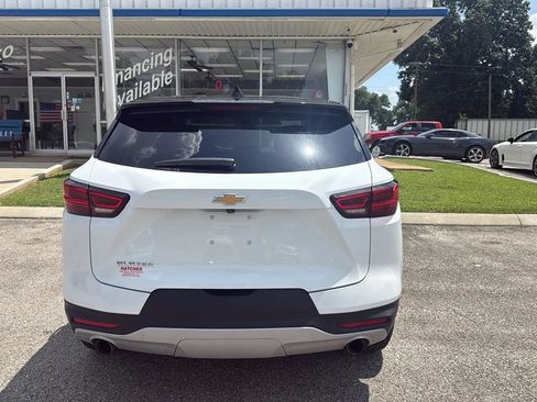 Used 2025 Chevrolet Blazer LT FWD image 4