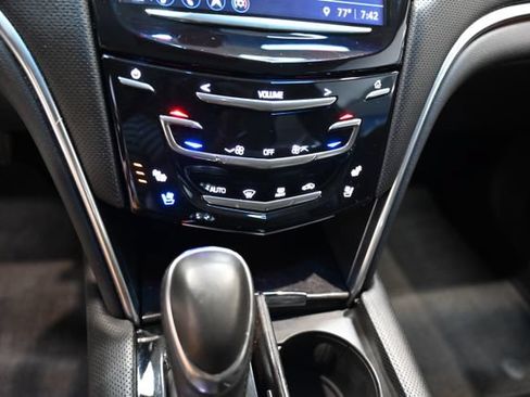 Used 2019 Cadillac XTS Luxury FWD image 17