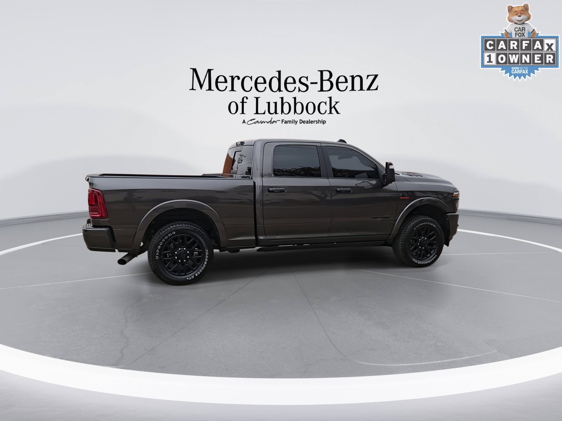 Used 2026 RAM 2500 Limited AWD/4WD image 9