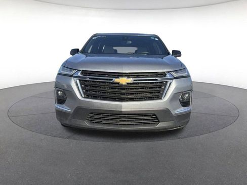 Used 2023 Chevrolet Traverse LS image 8