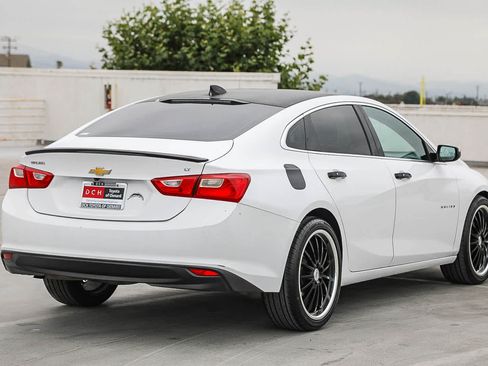 Used 2018 Chevrolet Malibu LT FWD image 5