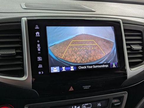 Used 2018 Honda Pilot Elite image 38