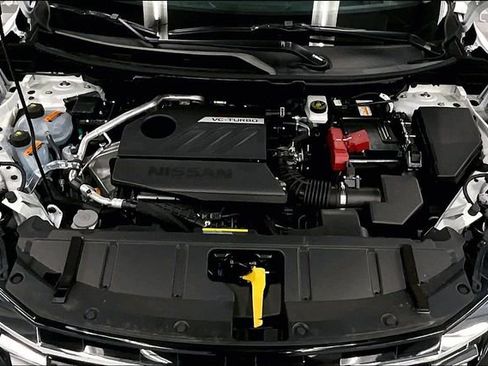 New 2025 Nissan Rogue Platinum w/ Tech Package AWD/4WD image 12