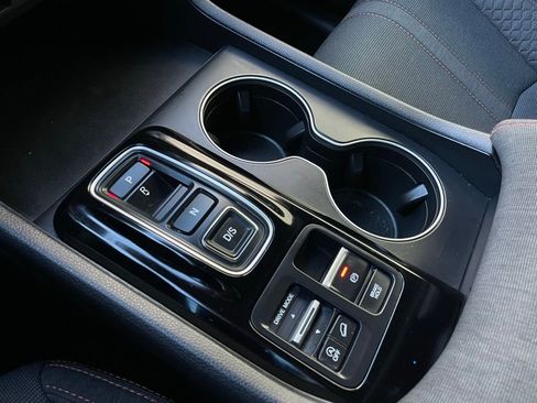 Certified 2025 Honda Pilot Sport image 19