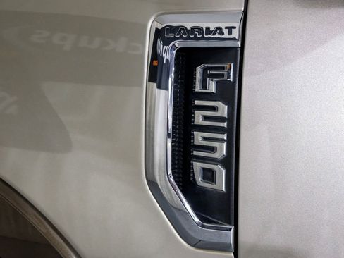 Used 2017 Ford F250 Lariat w/ Chrome Package image 43