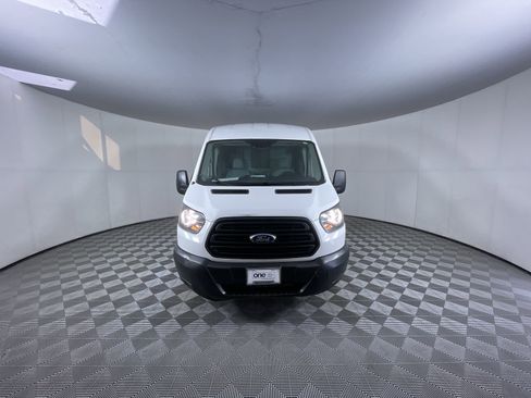 Used 2019 Ford Transit 250 130 Medium Roof image 3