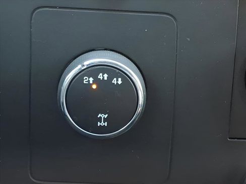 Used 2014 Chevrolet Silverado 2500 LT image 9