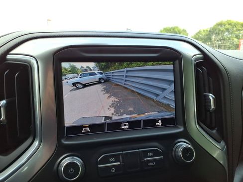 Used 2022 Chevrolet Silverado 2500 LT w/ Convenience Package AWD/4WD image 21