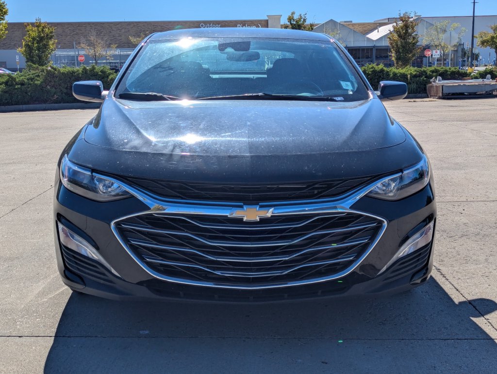 Used 2025 Chevrolet Malibu LT FWD image 9