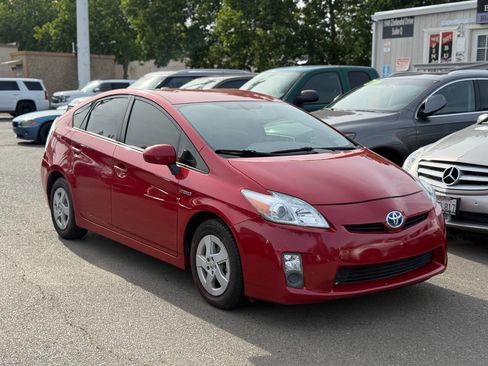 Used 2010 Toyota Prius FWD image 3