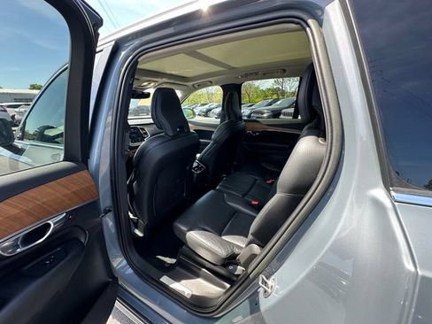 Used 2023 Volvo XC90 B6 Plus AWD/4WD image 19