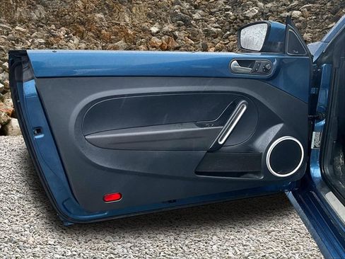 Used 2017 Volkswagen Beetle 1.8T SEL image 18