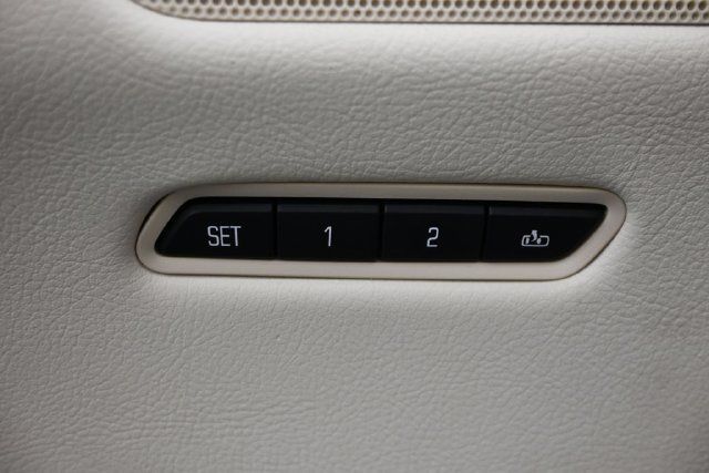 Used 2017 Cadillac XT5 Premium Luxury FWD image 15
