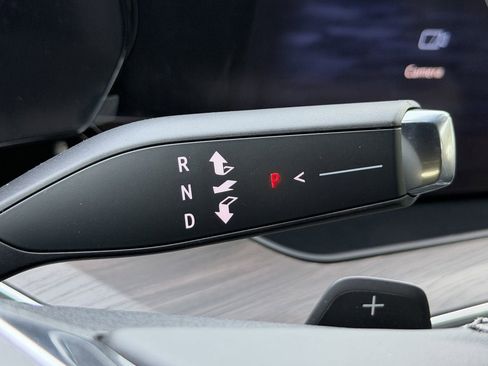 New 2026 Chevrolet Suburban LS RWD image 19