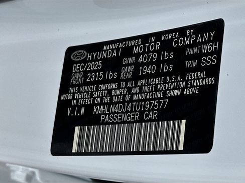 New 2026 Hyundai Elantra Limited image 23