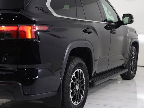 Used 2024 Toyota Sequoia Limited image 60