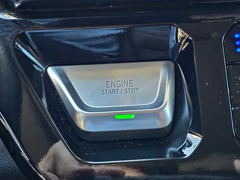 Used 2024 GMC Sierra 2500 Denali w/ Denali Reserve Package image 29