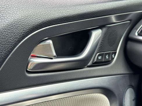 Used 2025 Genesis G70 2.5T w/ Sport Prestige Package image 26