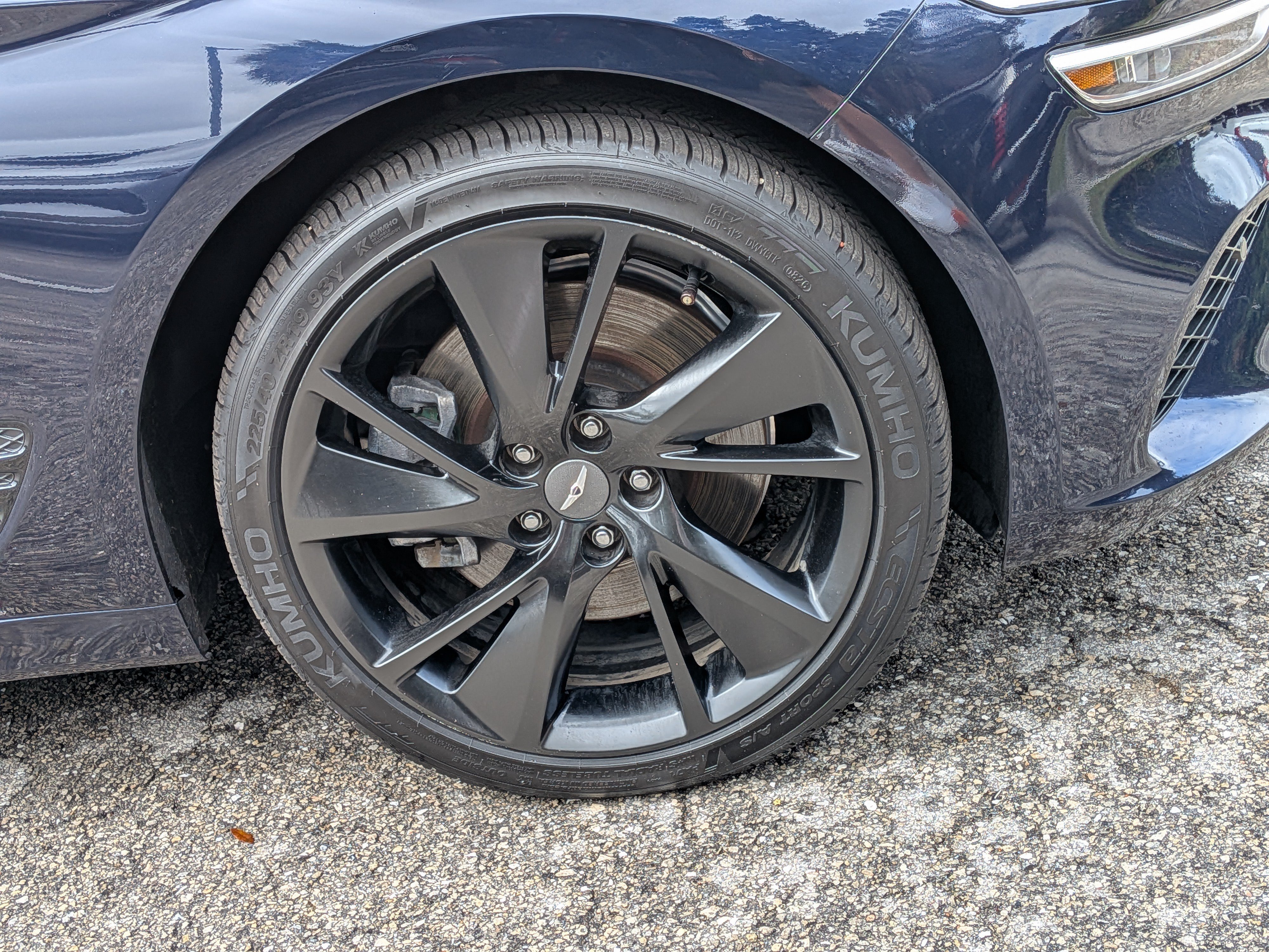 Used 2023 Genesis G70 3.3T w/ Sport Advanced Package RWD image 11