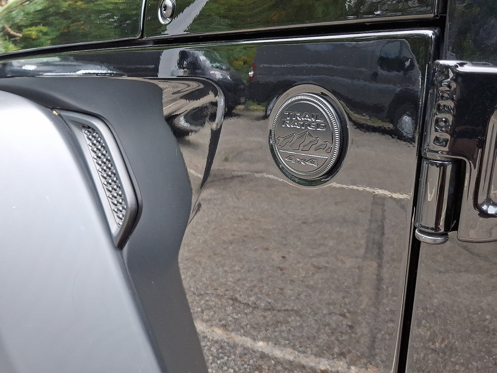 Certified 2023 Jeep Wrangler Sport AWD/4WD image 30
