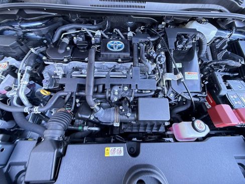 Used 2021 Toyota Corolla LE image 22