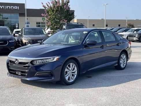 Used 2018 Honda Accord LX image 24