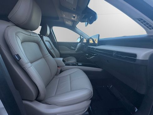 Certified 2024 Lincoln Corsair Grand Touring image 15