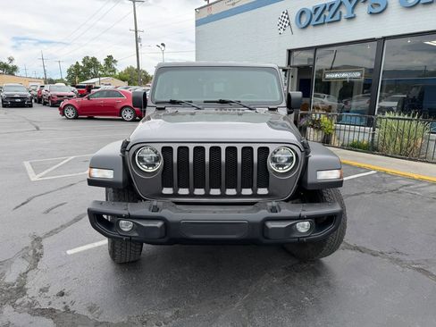 Used 2021 Jeep Wrangler Unlimited Sport AWD/4WD image 2