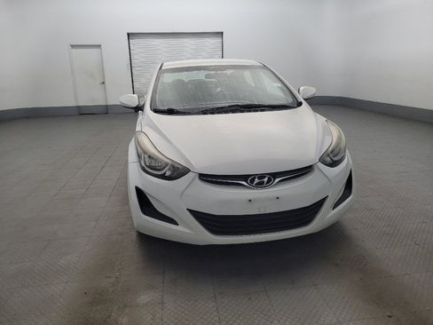 Used 2016 Hyundai Elantra SE image 14