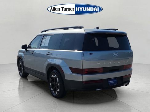 Used 2024 Hyundai Santa Fe SEL FWD image 6
