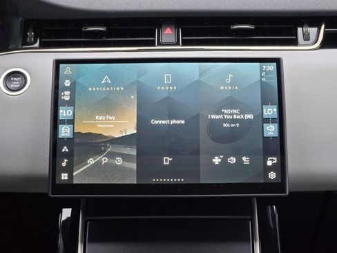 Certified 2026 Land Rover Range Rover Evoque Dynamic SE AWD/4WD image 13