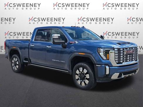 Used 2024 GMC Sierra 2500 Denali w/ Denali Reserve Package AWD/4WD image 7