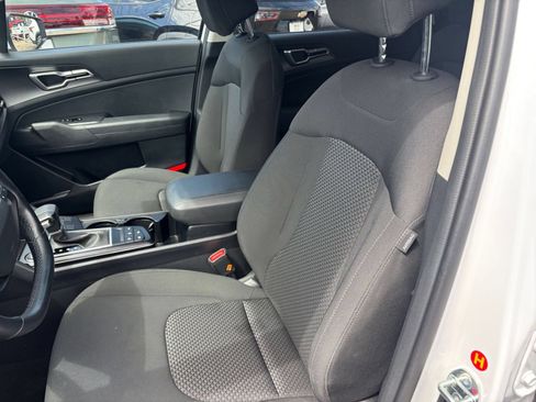 Used 2026 Kia Sportage LX FWD image 35