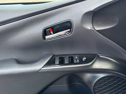 Used 2019 Toyota Prius Prime Advanced FWD image 35