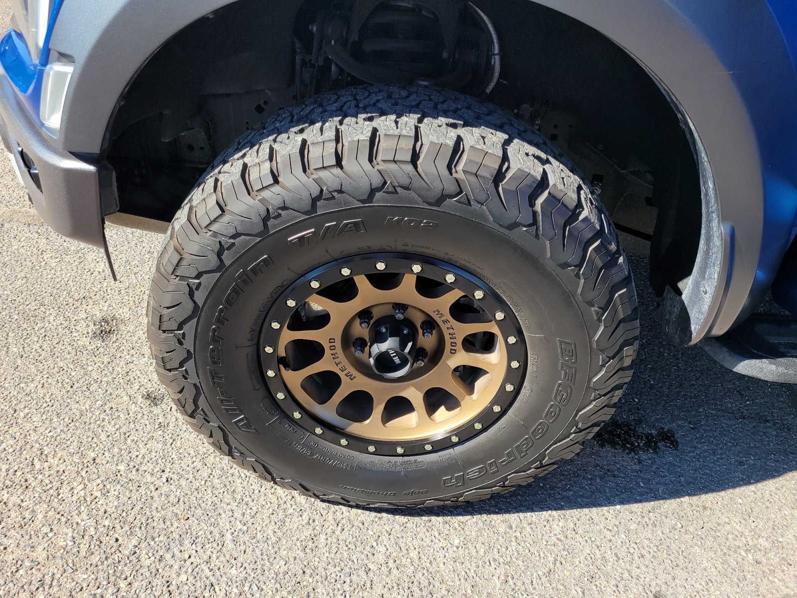 Used 2022 Ford F150 Raptor w/ Equipment Group 801A High AWD/4WD image 26