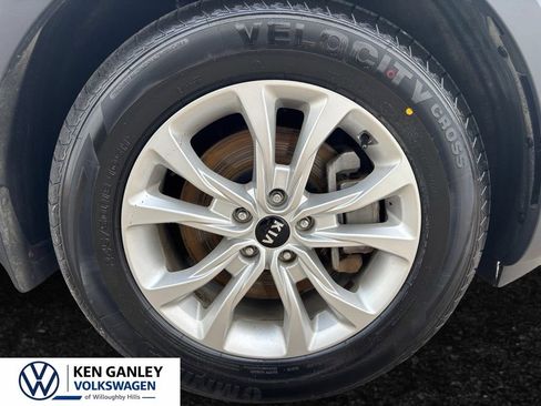 Used 2021 Kia Telluride LX AWD/4WD image 9